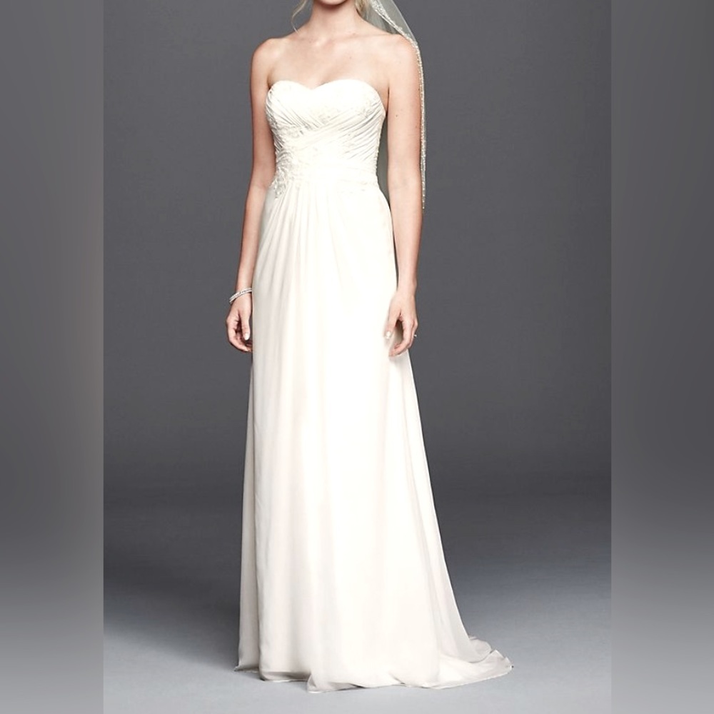 David’s bridal wedding gown size 8